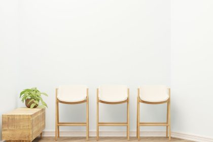 découvrez comment choisir la hauteur de chaise idéale pour un confort optimal à table et un design harmonieux dans votre intérieur.